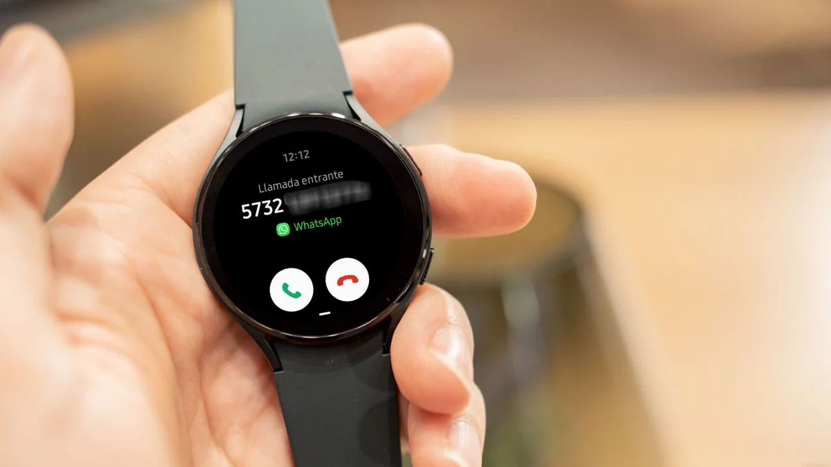How to Get WhatsApp on Galaxy Watch 5