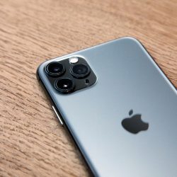 Is Apple iPhone 11 waterproof device